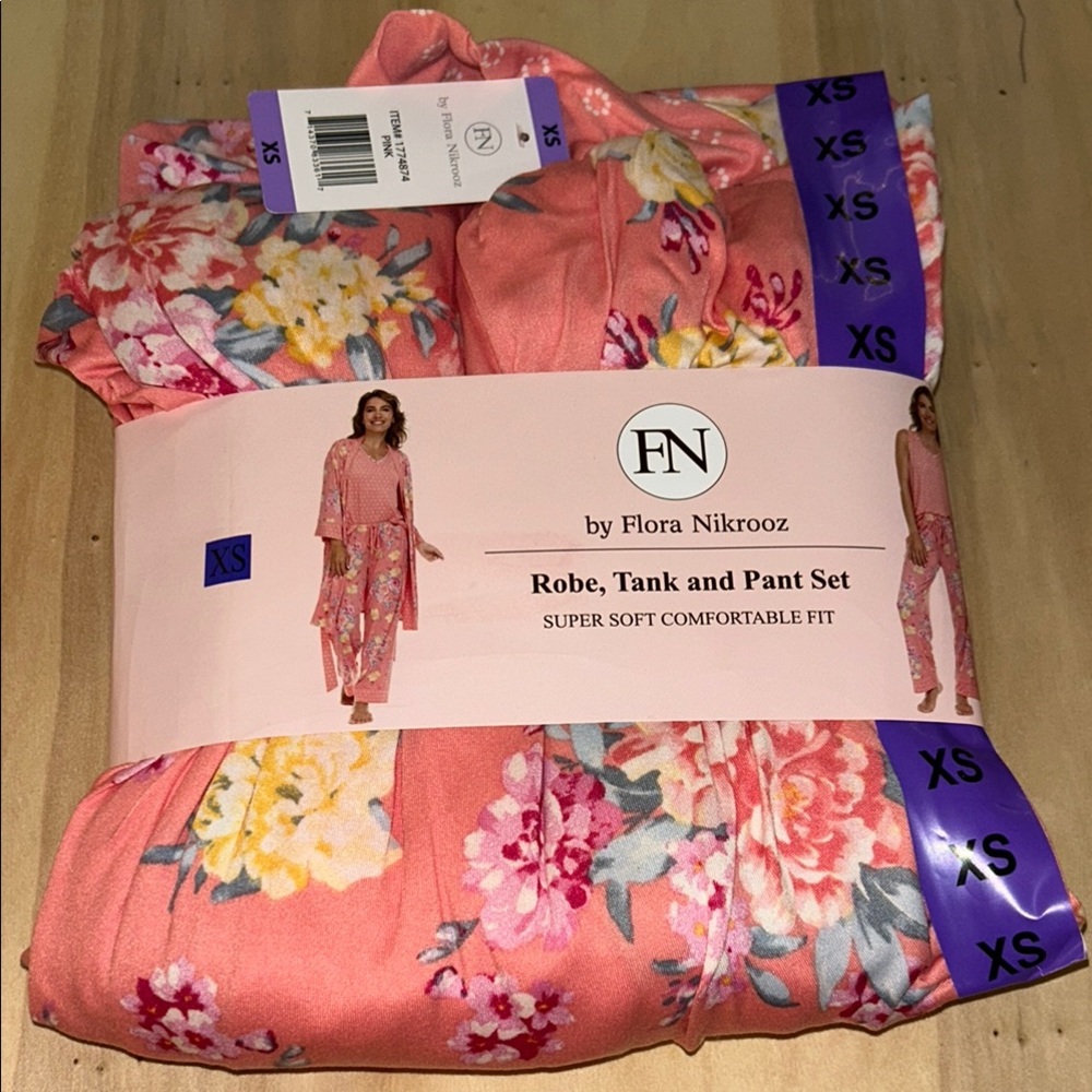 Flora Nikrooz 3pc Pajama Set Pink Floral Robe Tank Pants XS NEW